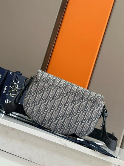 Saddle Black Printed Calfskin Shoulder Bag