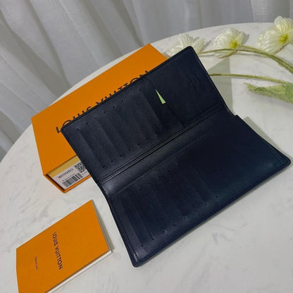 Classic Calfskin Wallet – Special Edition