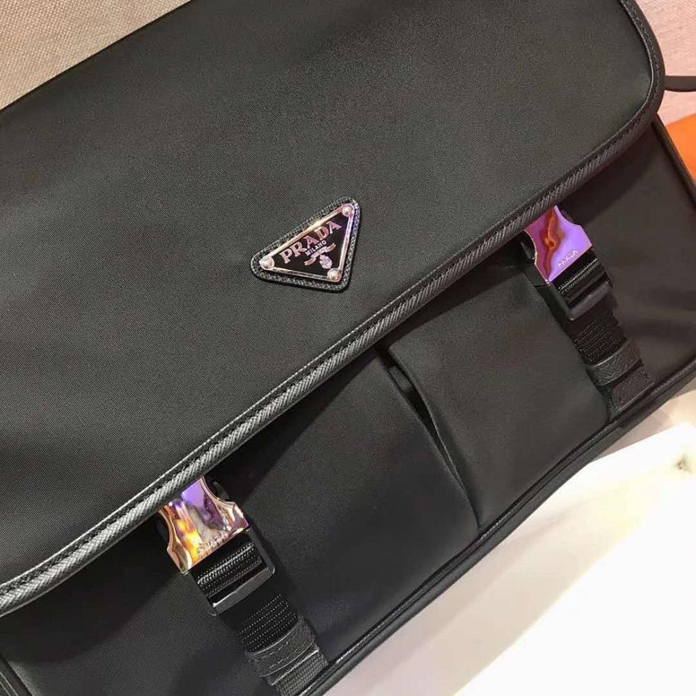 Stylish Refined Saffiano Leather Crossbody Bag