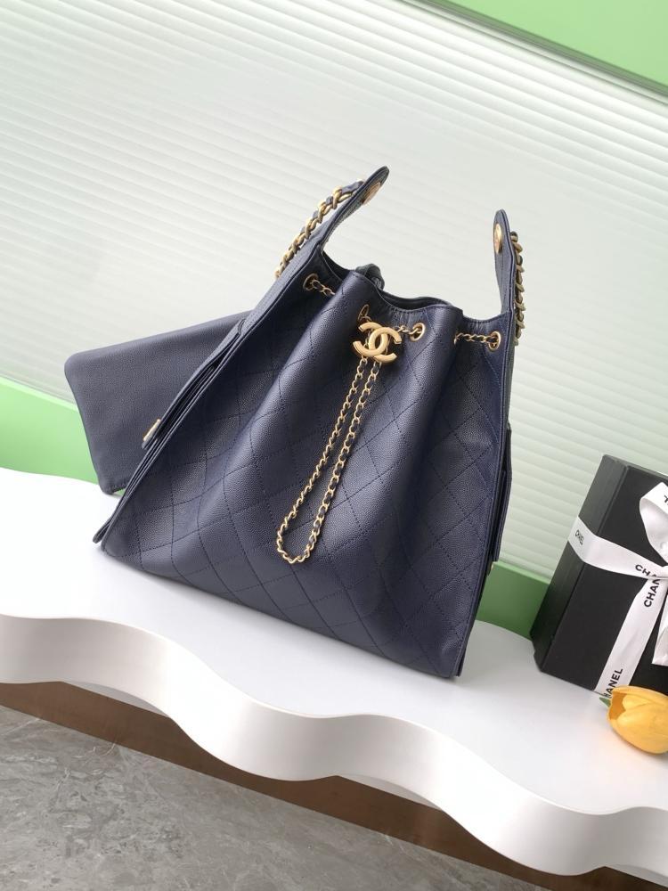 Classic Bucket Bag