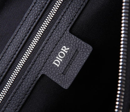 Saddle Black Calfskin Crossbody Bag