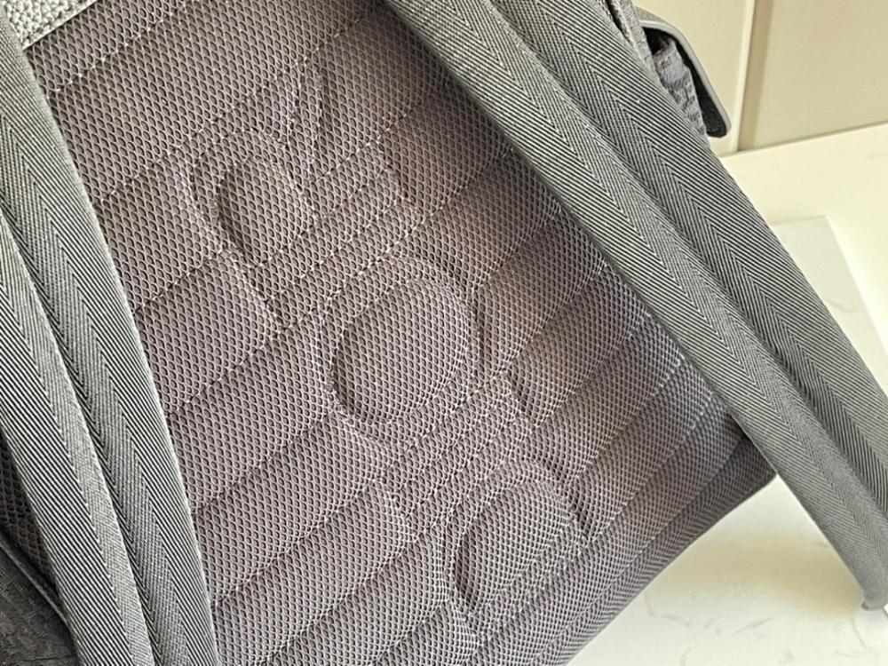 Classic Refined Crossbody Bag