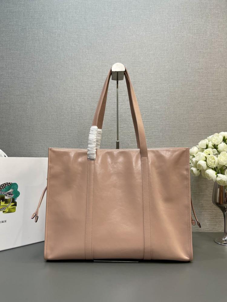 Luxury Leather Top Handle Bag