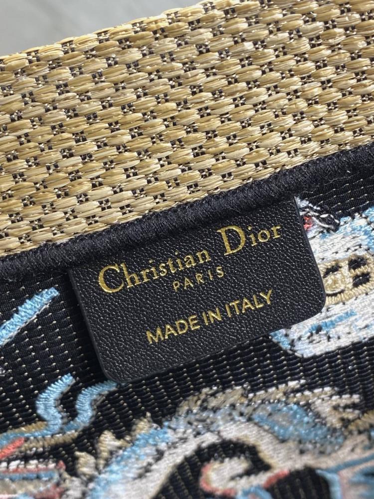 Embroidered Shoulder Bag