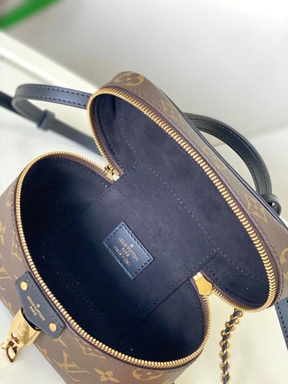 Modern Woven Canvas Shoulder Bag – Limited Edition