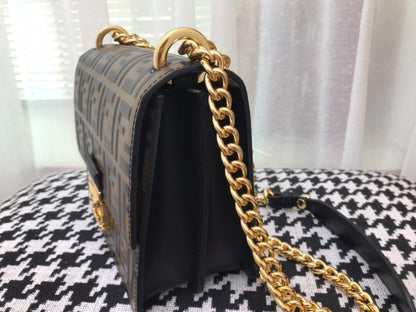 Elegant Shoulder Bag