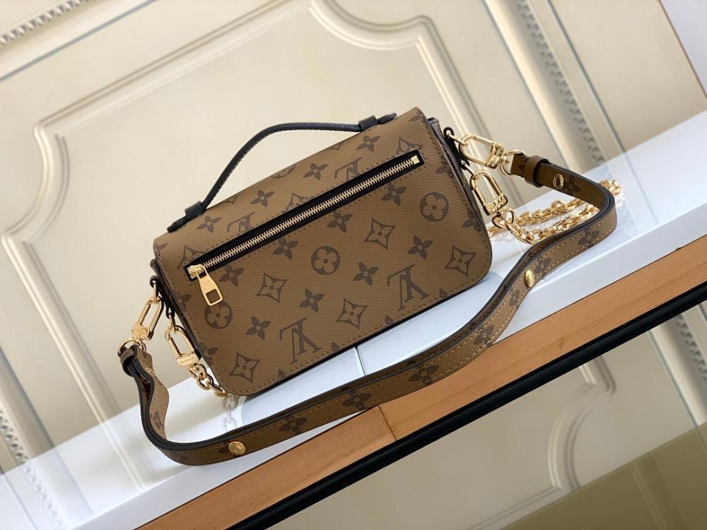 Italian-Inspired Luxury Shoulder Bag