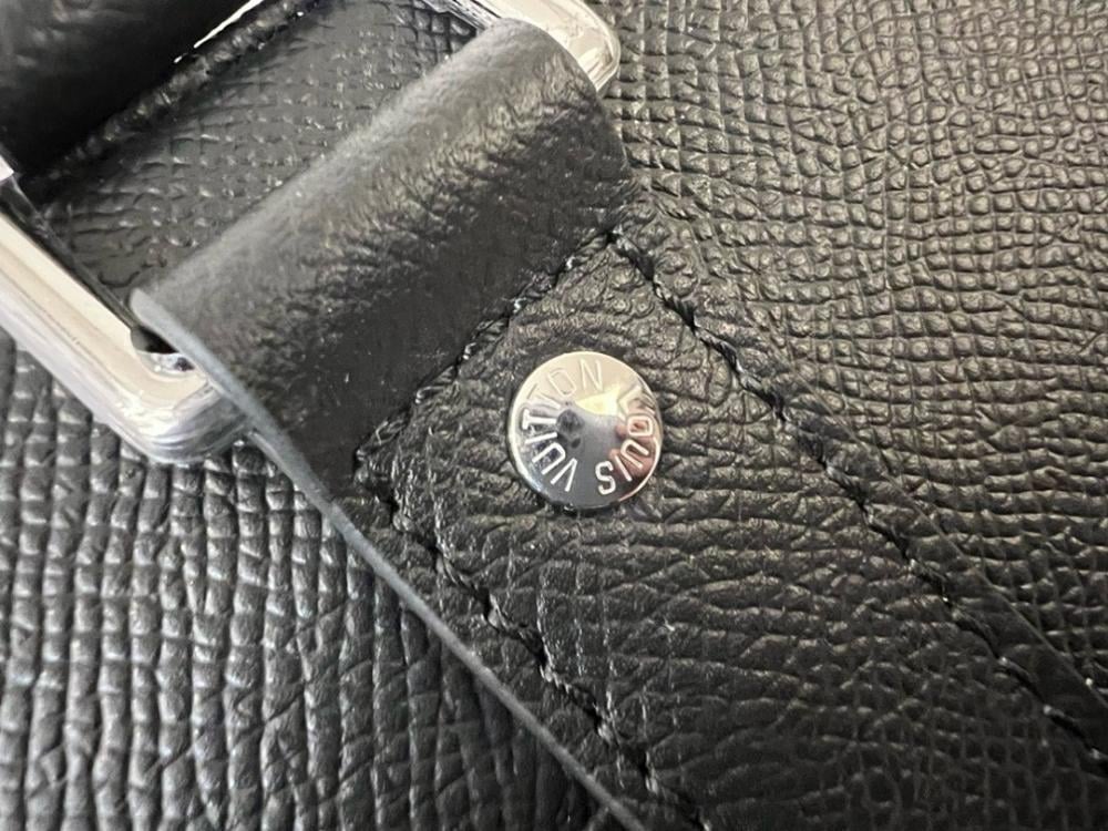 Italian-Inspired Elegant Leather Shoulder Bag