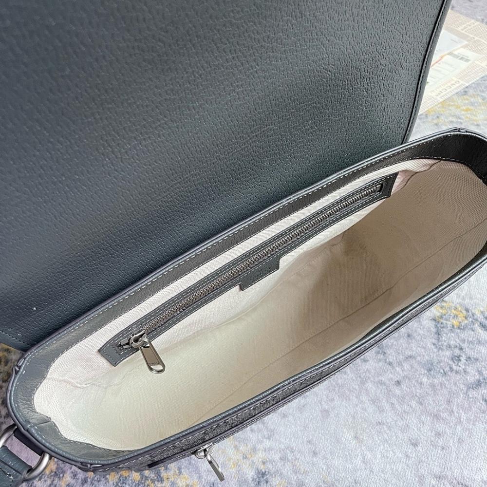 Classic Shoulder Bag – Limited Edition