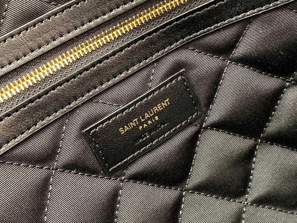 Practical Leather Travel Bag