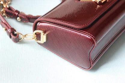 Modern Elegant Leather Shoulder Bag