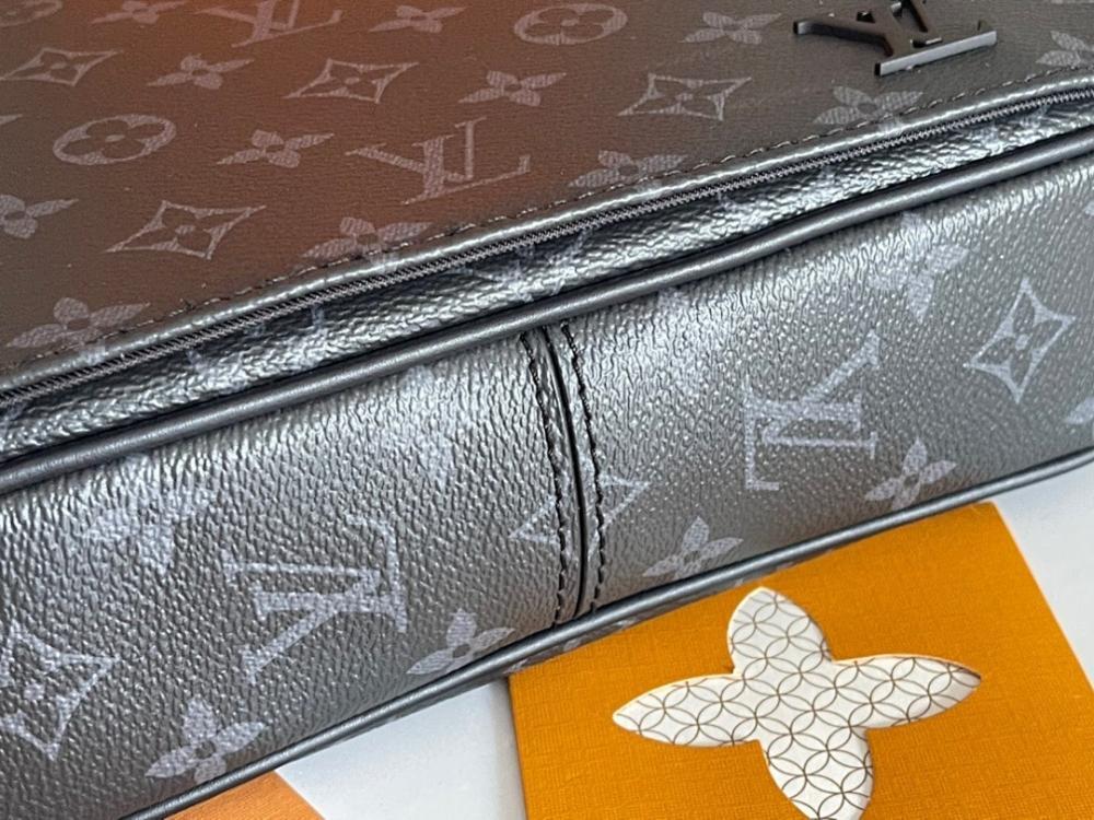 Modern Leather Shoulder Bag – Special Edition