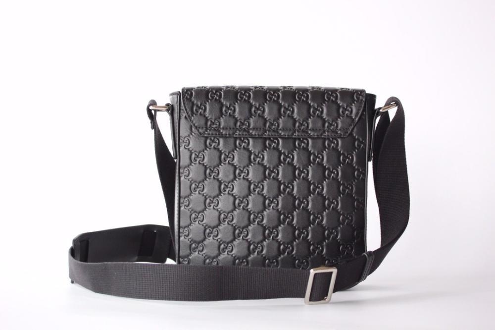 Classic Leather Shoulder Bag