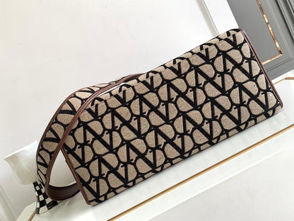 Modern Refined Printed Canvas Crossbody Bag