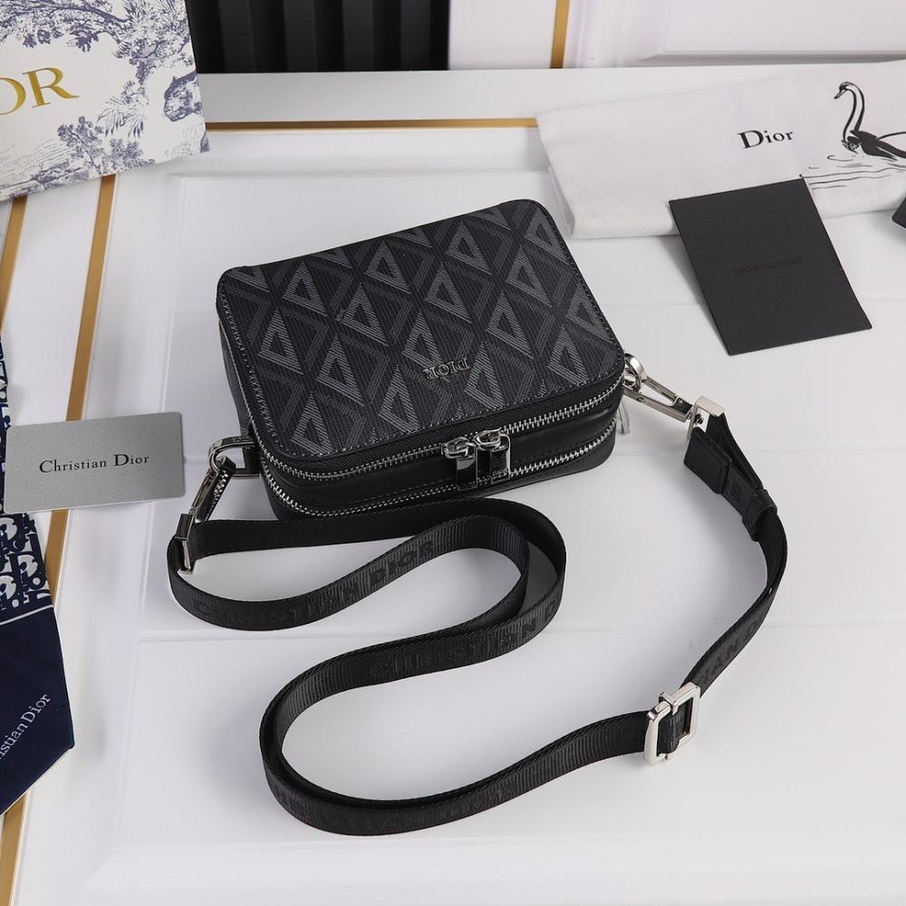 Arco Leather Top Handle Bag