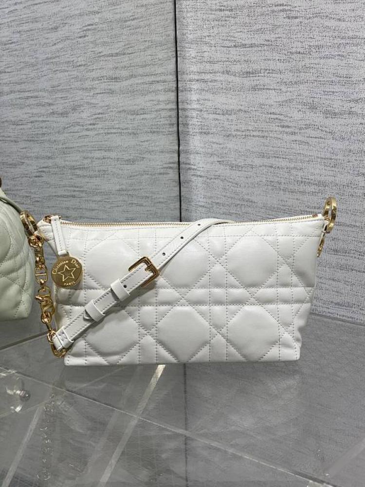 Classic Leather Shoulder Bag