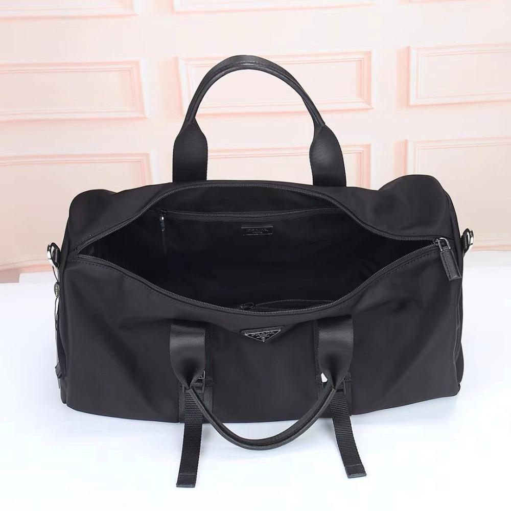 Modern Refined Top Handle Bag