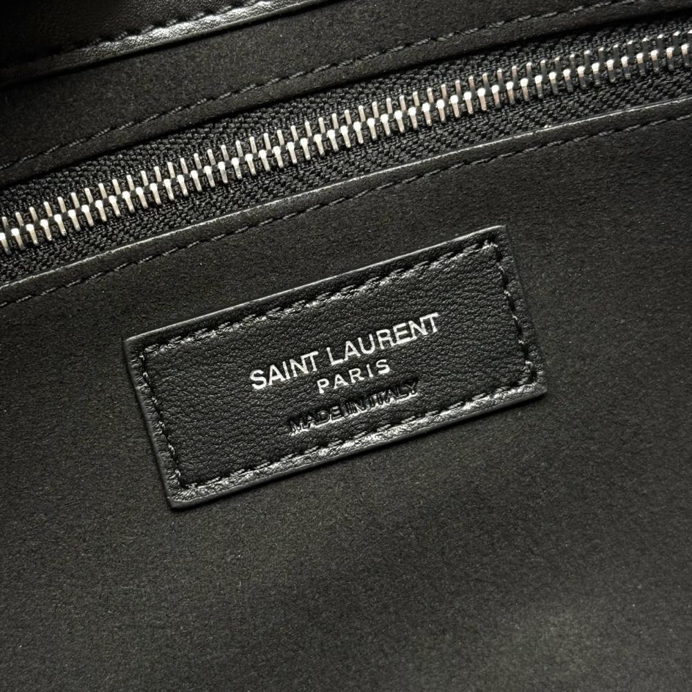 Arco Leather Shoulder Bag