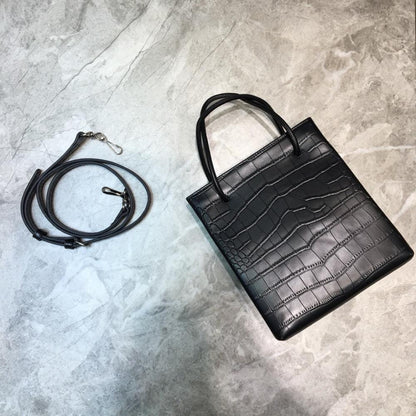Elegant Leather Top Handle Bag