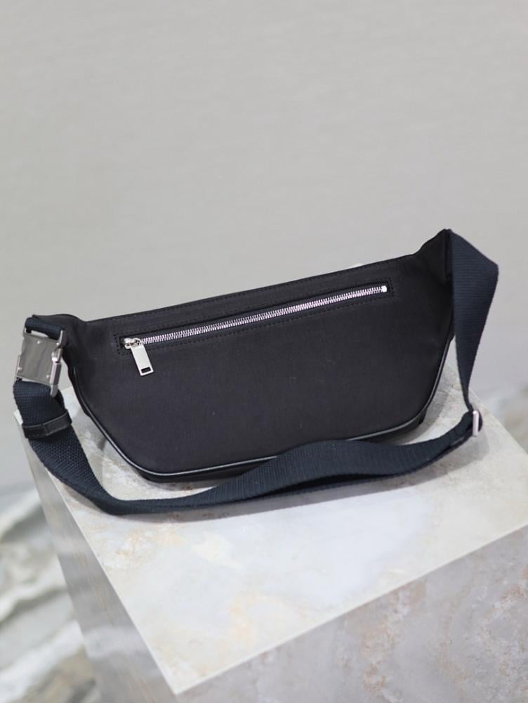 Arco Leather Bag