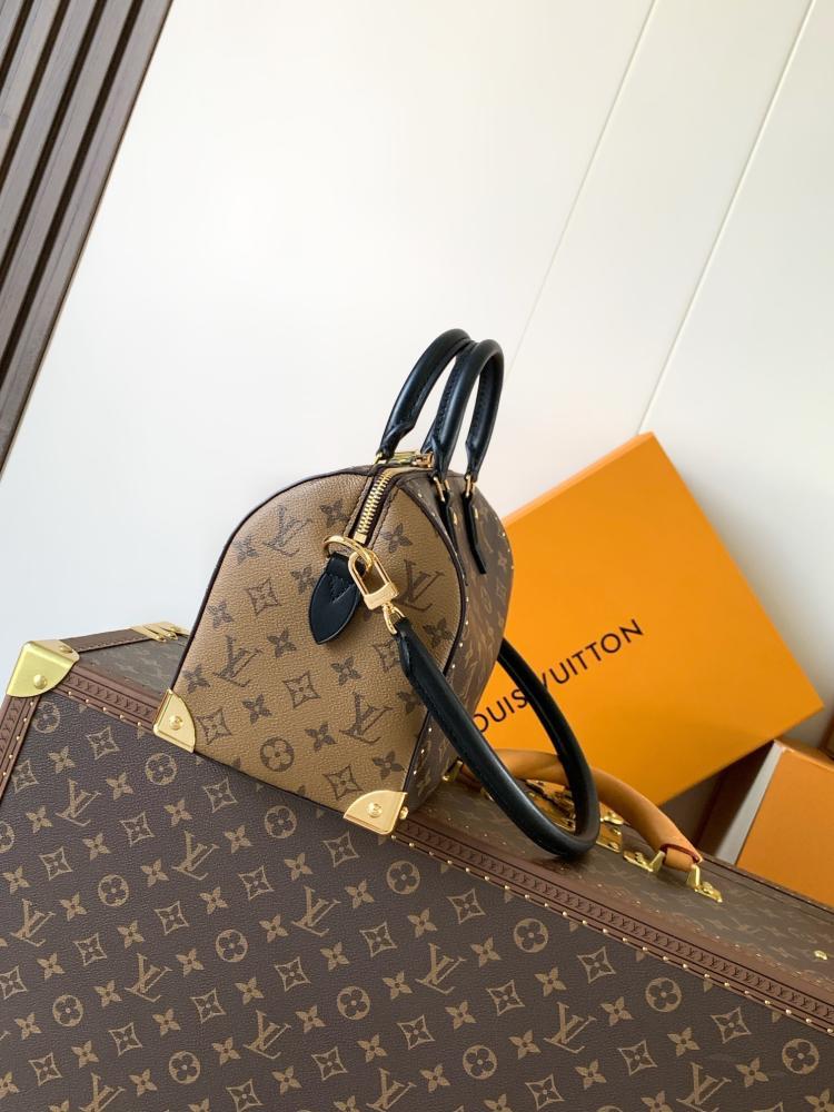 Classic Leather Travel Bag
