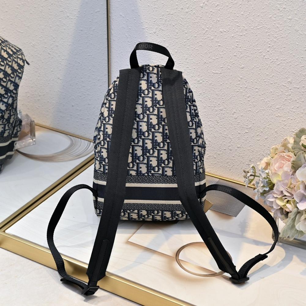 Modern Italian-Inspired Embroidered Top Handle Bag