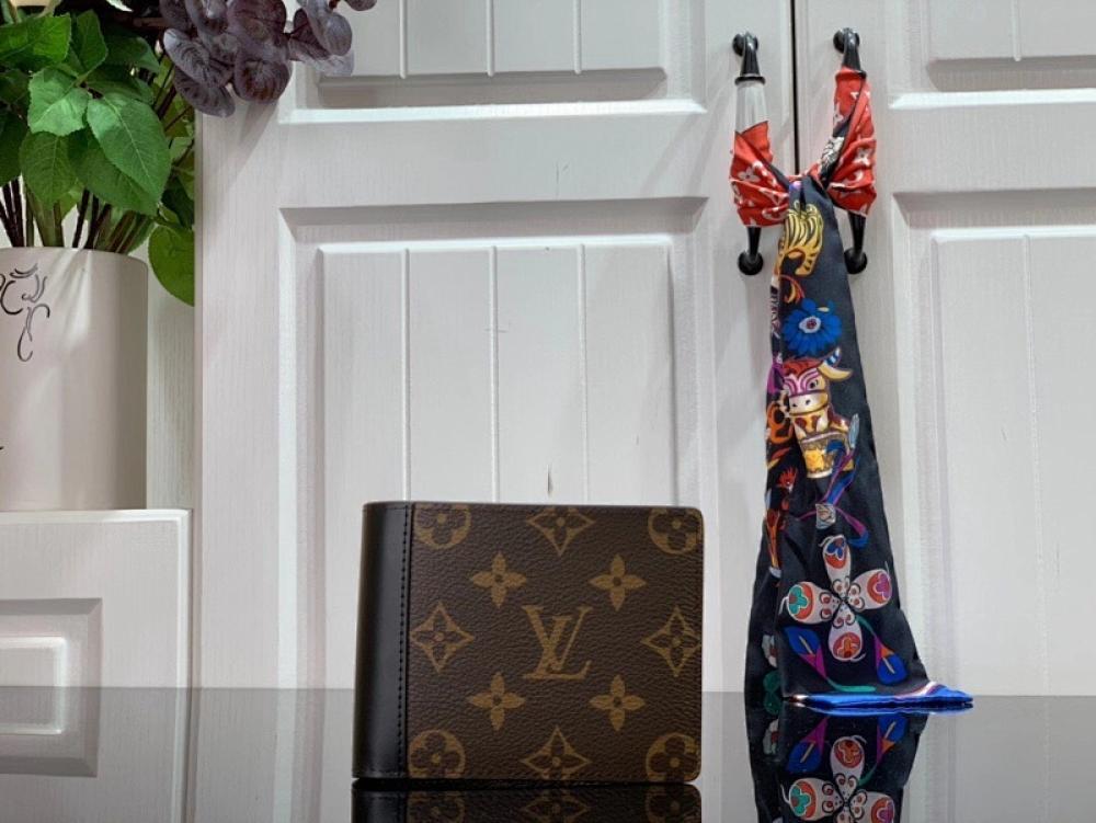 Elegant Wallet