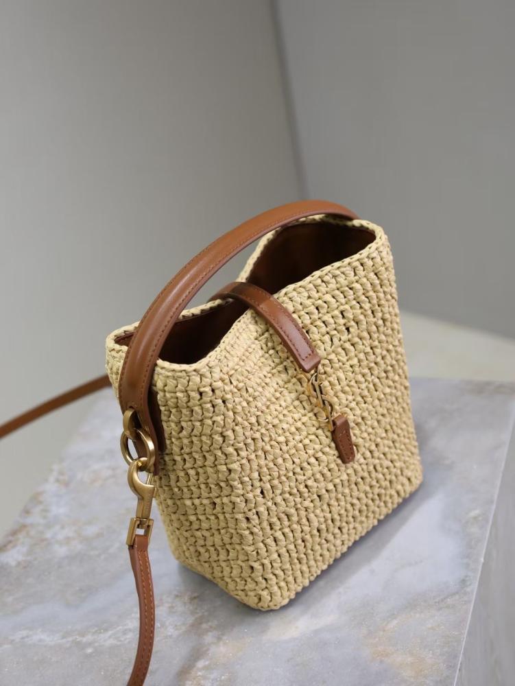 Raffia Shoulder Bag