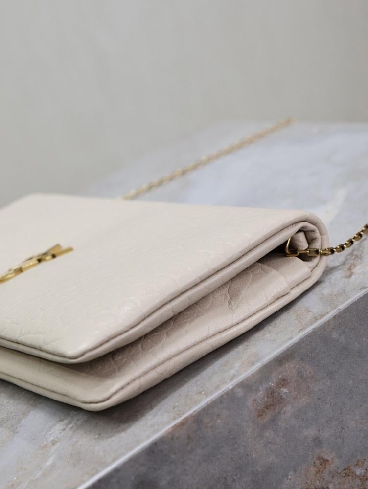 Italian-Inspired Elegant Lambskin Shoulder Bag