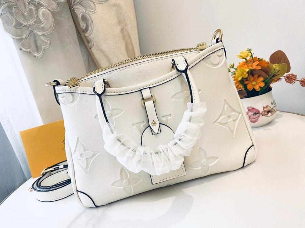 Modern Leather Crossbody Bag – Special Edition