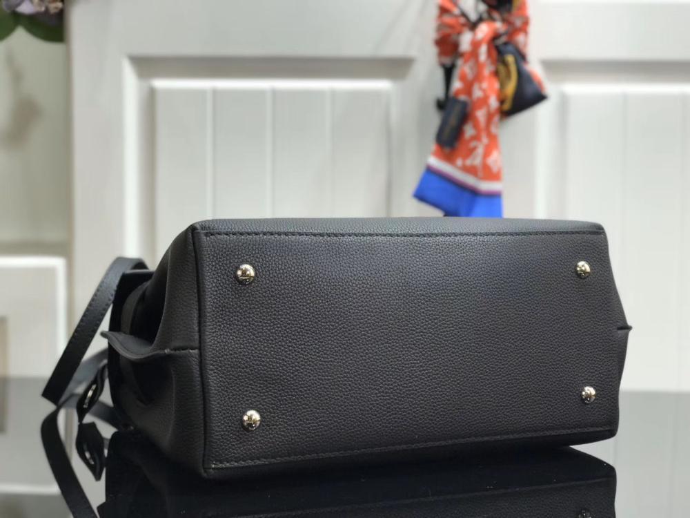 Classic Leather Top Handle Bag