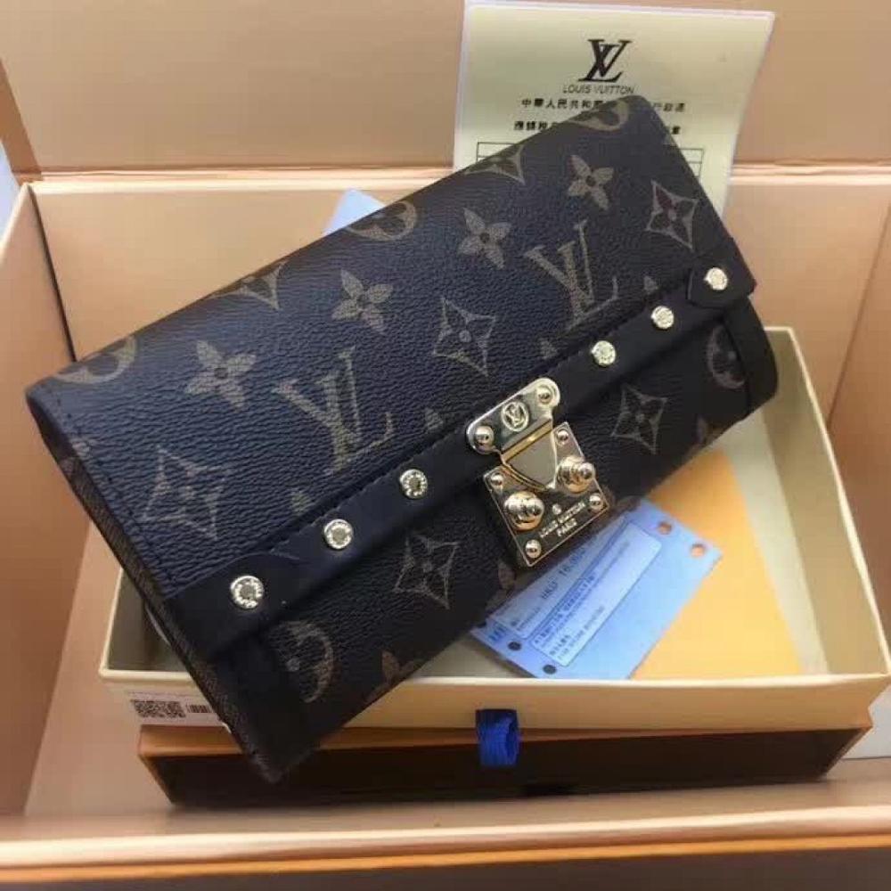Stylish Premium Studded Travel Bag