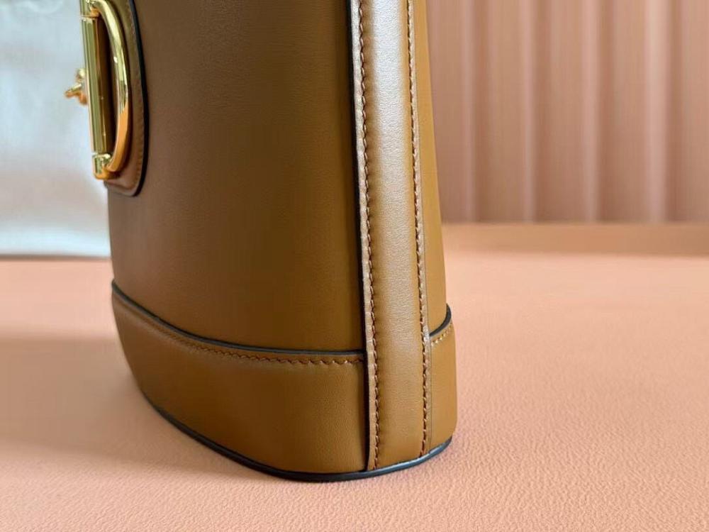 Modern Elegant Bag