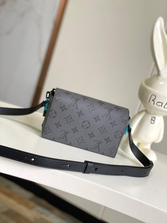 Classic Elegant Studded Leather Shoulder Bag