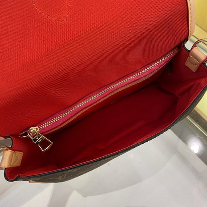 Italian-Inspired Elegant Leather Bag