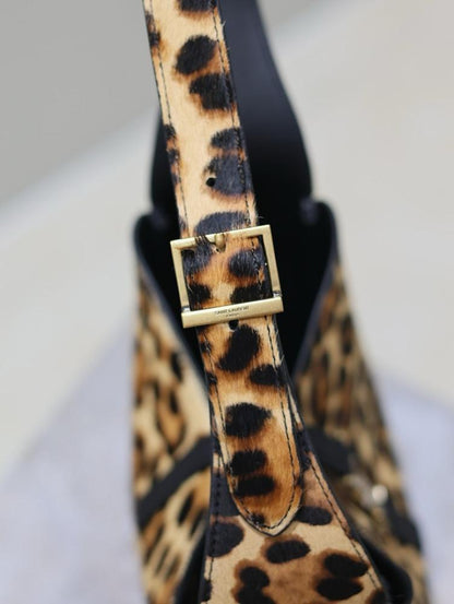 Alma Leather Shoulder Bag