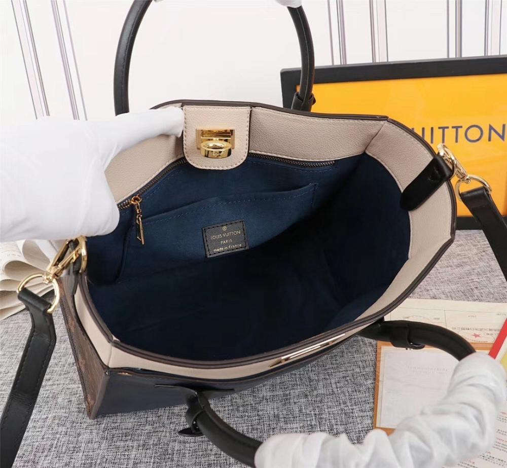 Classic Elegant Monogram Calfskin Shoulder Bag