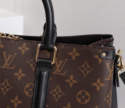 Stylish Refined Gold Monogram Leather Shoulder Bag