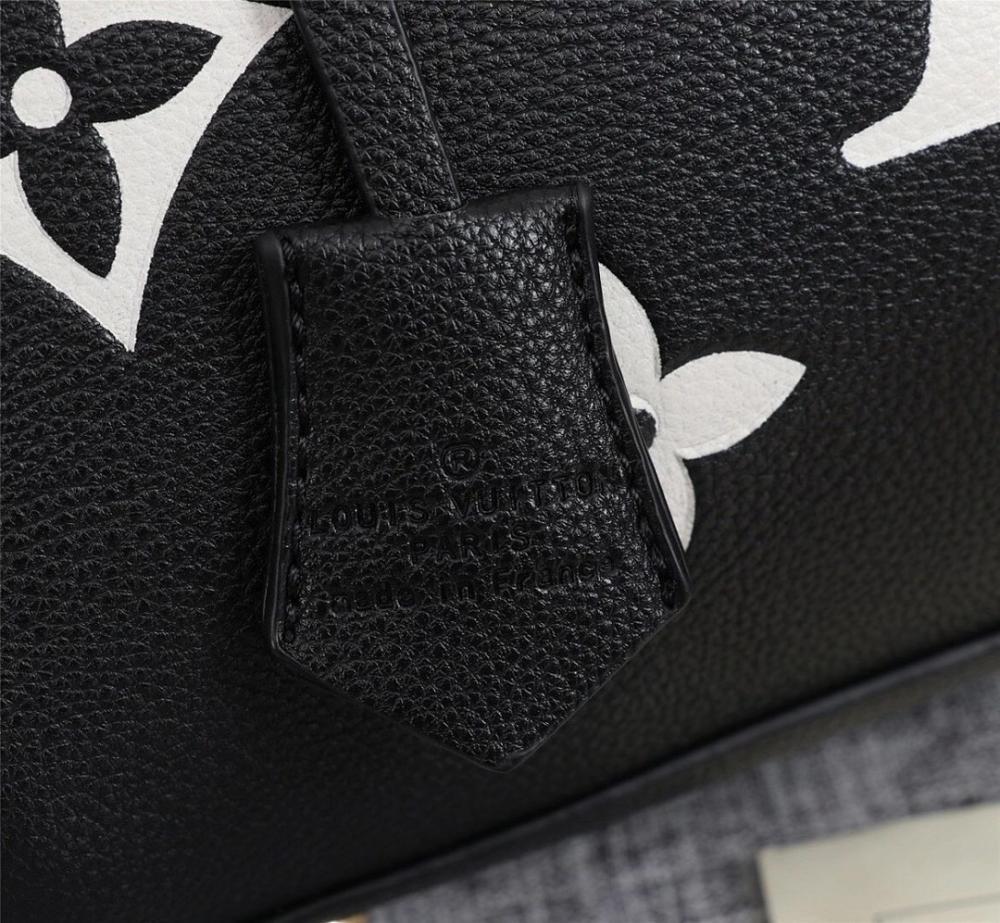 Stylish Printed Leather Shoulder Bag – Limited Edition