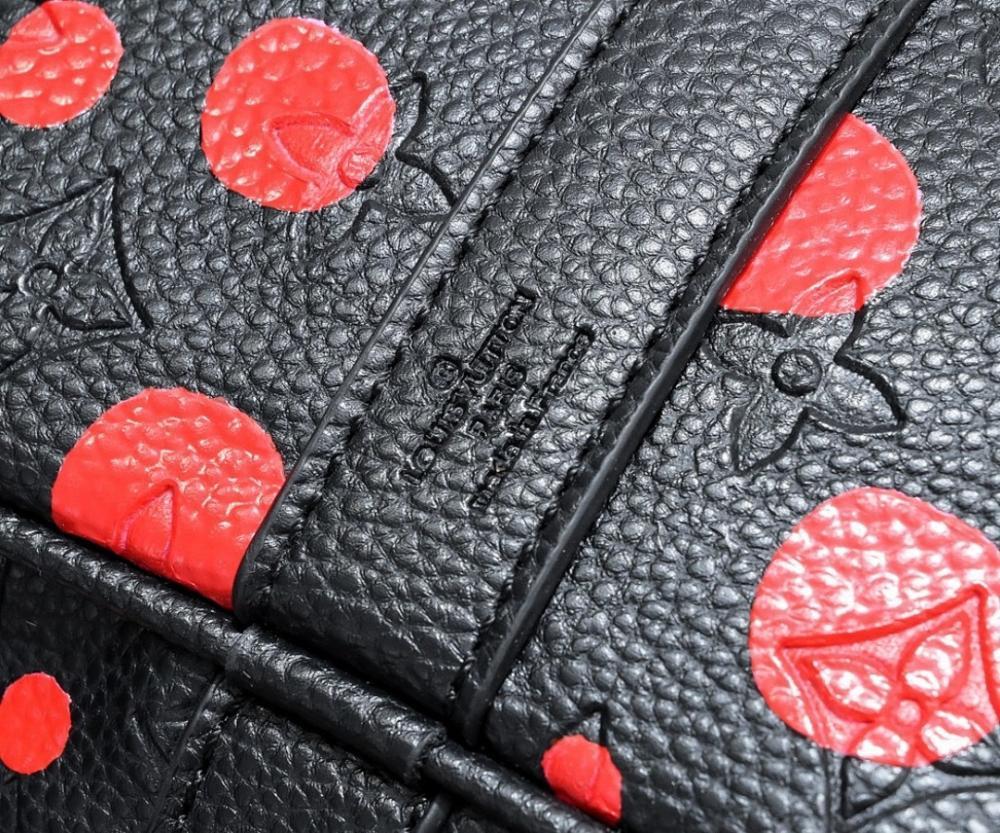 Elegant Leather Top Handle Bag – Special Edition