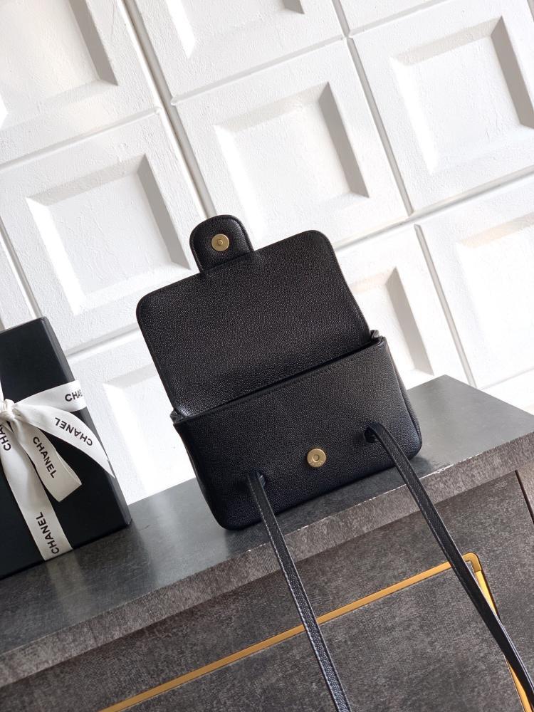 Classic Leather Shoulder Bag
