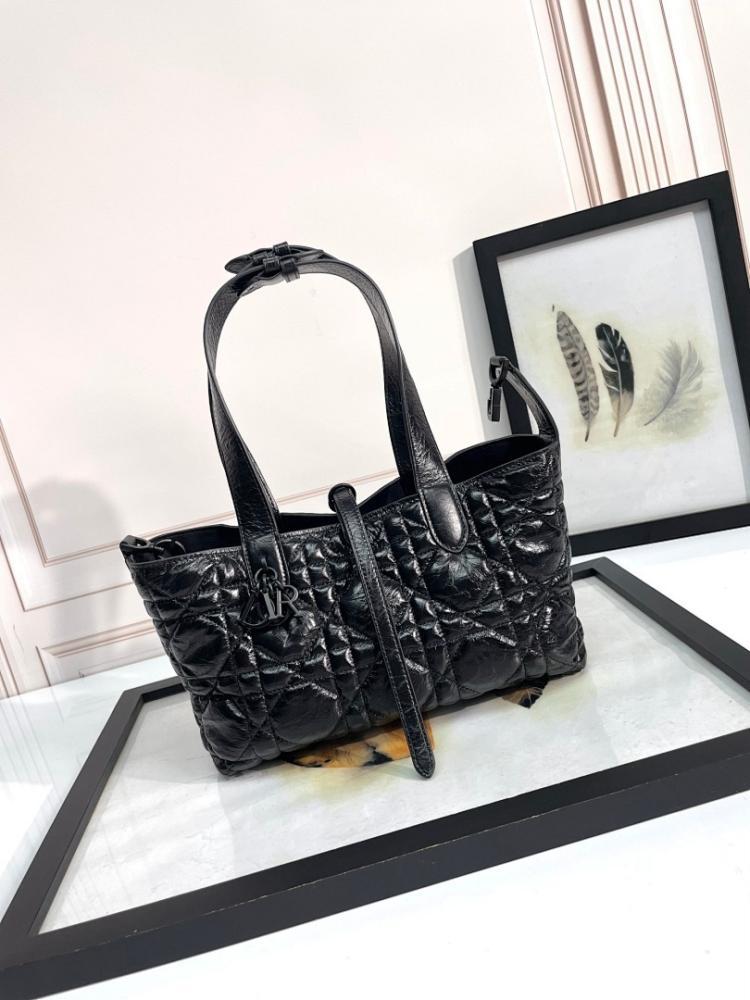 Modern Refined Black Calfskin Crossbody Bag