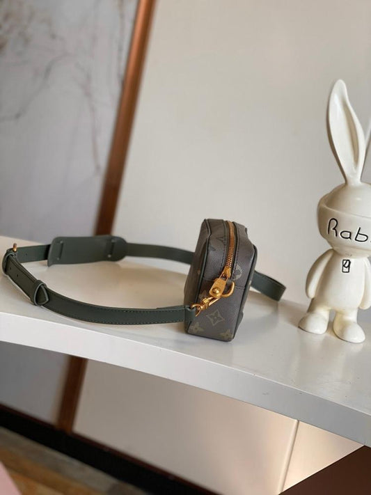 Italian-Inspired Luxury Green Leather Crossbody Bag