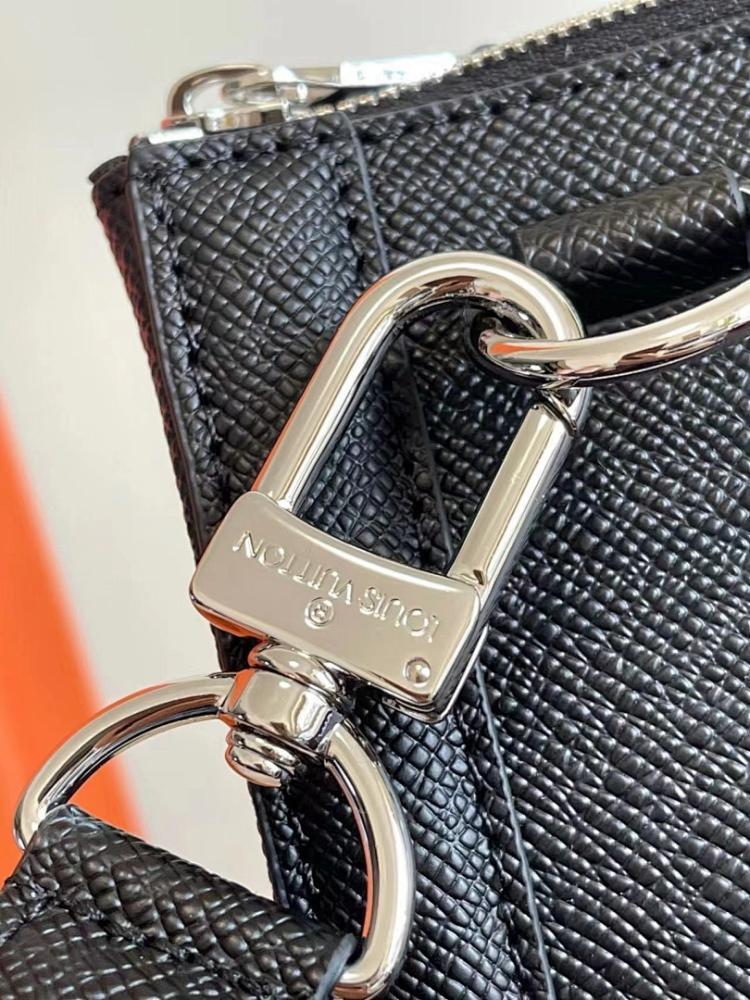 Stylish Refined Leather Shoulder Bag