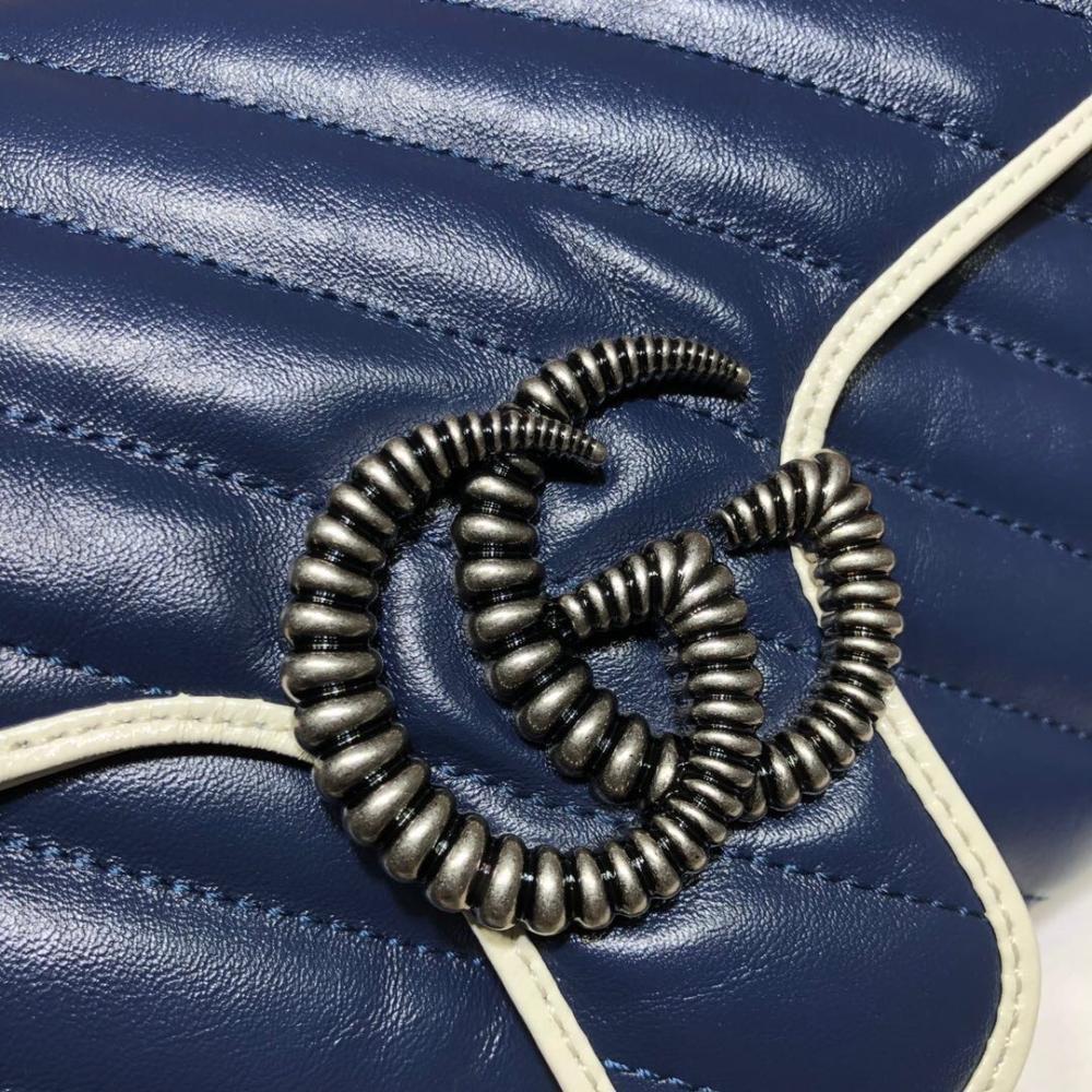 Classic Shoulder Bag