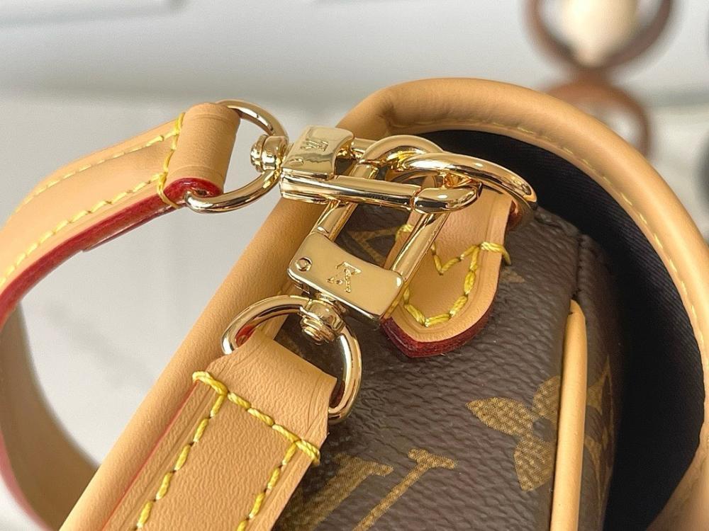 Stylish Leather Crossbody Bag – Limited Edition