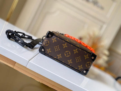 Luxury Black Shoulder Bag – Special Edition