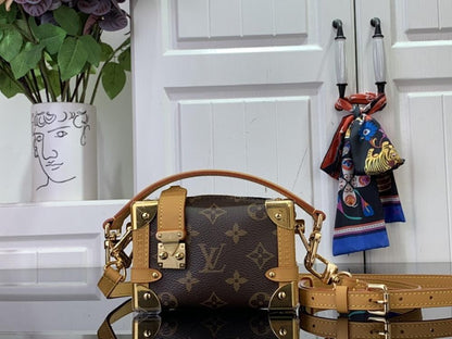Shoulder Bag