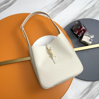 Classic Leather Shoulder Bag
