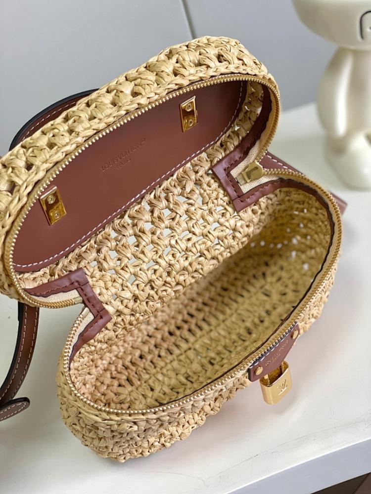 Luxury Elegant Calfskin Bag – Limited Edition